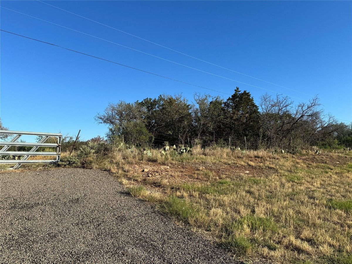 View 6939 FM 690 6939 FM 690 - front exterior - Luxury lot in Burnet, TX