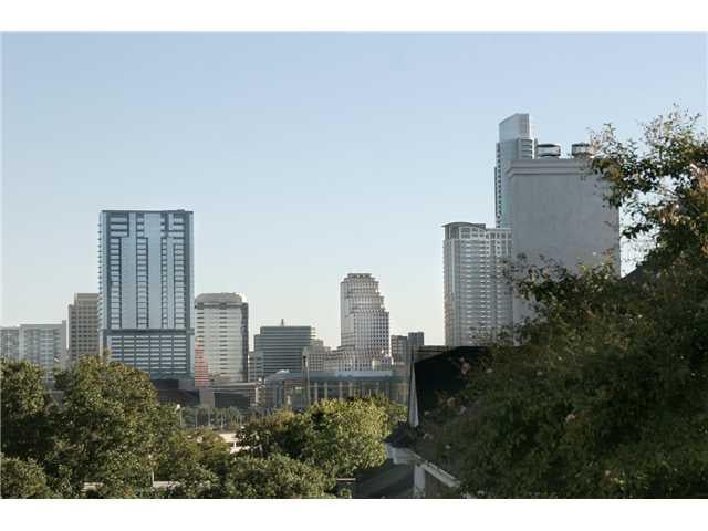 View 700 1st ST Unit #303 in Viewpoint Condo 700 1st ST Unit #303 - front exterior - Luxury home in Viewpoint Condo, Austin, TX