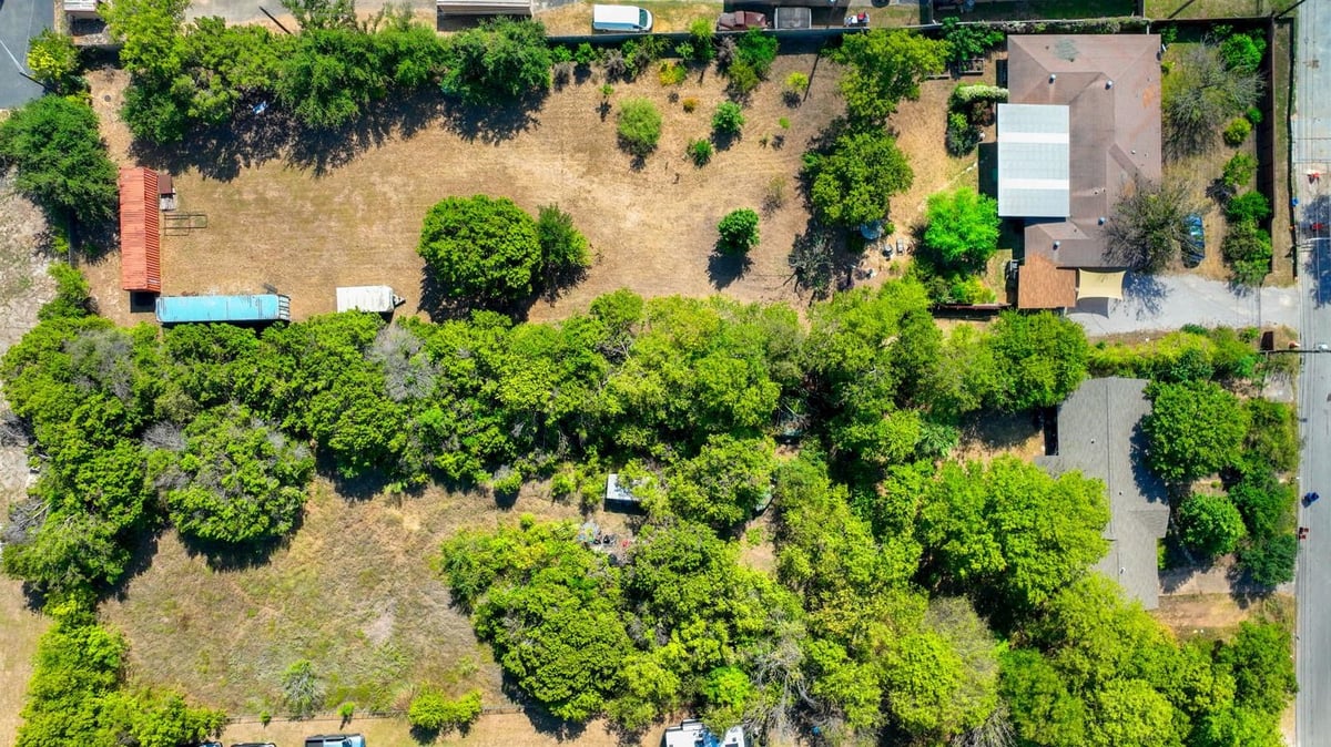 700 & 604 Corral LN, photo 1 of 17, Austin, Austin, TX