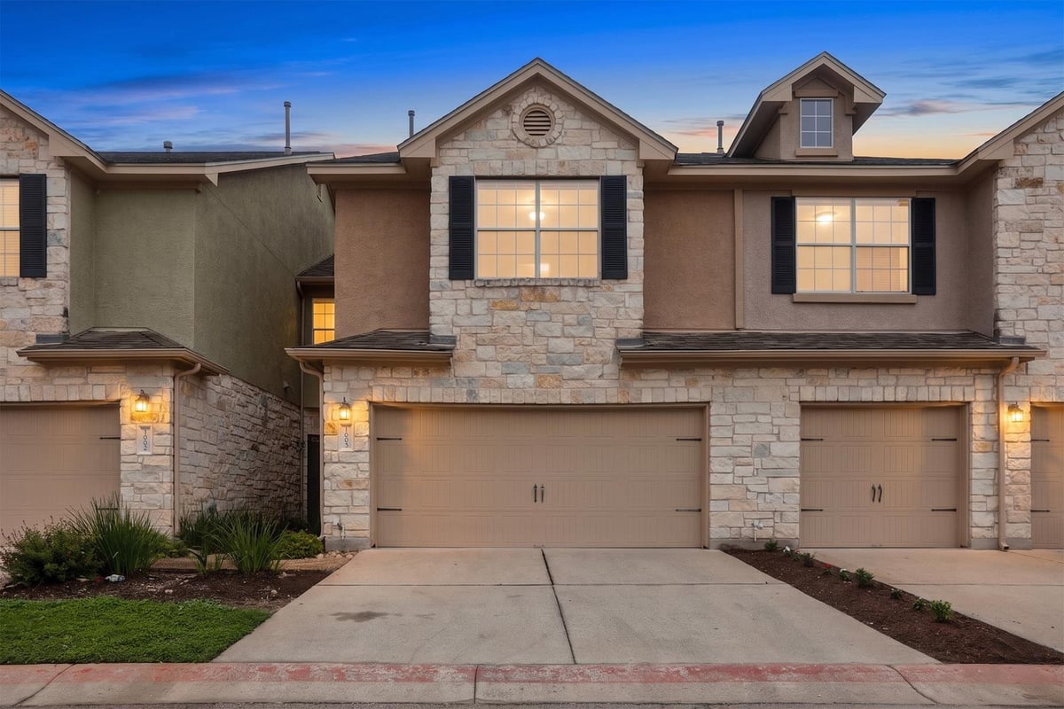 View 700 Mandarin Flyway Unit #1603 in Silver Oak Twnhms 700 Mandarin Flyway Unit #1603 - front exterior - Luxury home in Silver Oak Twnhms, Cedar Park, TX