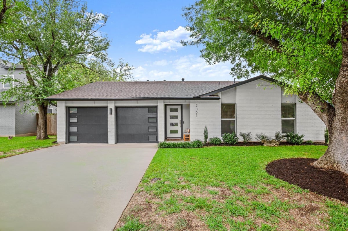View 7001 Lunar Dr in Buckingham Ridge Sec 05 7001 Lunar Dr - front exterior - Luxury home in Buckingham Ridge Sec 05, Austin, TX