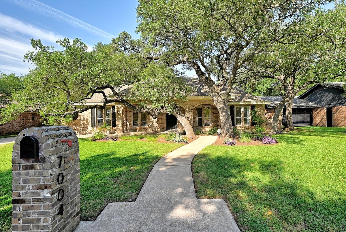 View 7004 Bent Oak Cir in Smiths J W Western Oaks 1A 7004 Bent Oak Cir - front exterior - Luxury home in Smiths J W Western Oaks 1A, Austin, TX