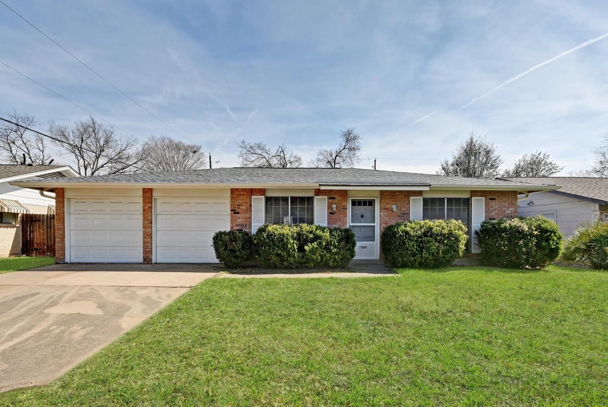 7009 Deborah DR, photo 1, Austin, Austin, TX
