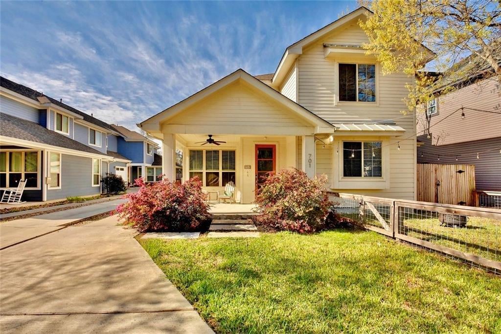 View 701 E 49th St Unit #B in 701 49th Street Estates Condom 701 E 49th St Unit #B - front exterior - Luxury home in 701 49th Street Estates Condom, Austin, TX