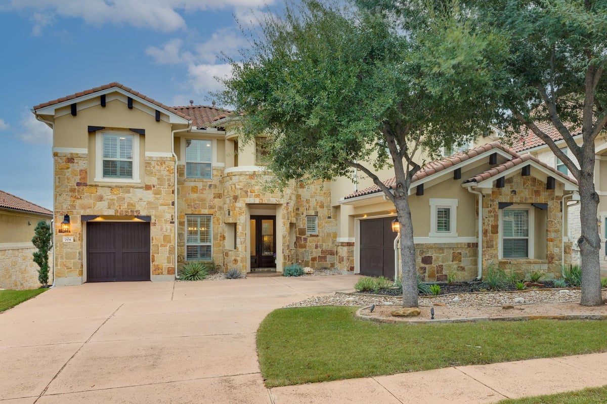 View 701 Horseback Holw in Steiner Ranch Ph 01 Sec 09 701 Horseback Holw - front exterior - Luxury home in Steiner Ranch Ph 01 Sec 09, Austin, TX