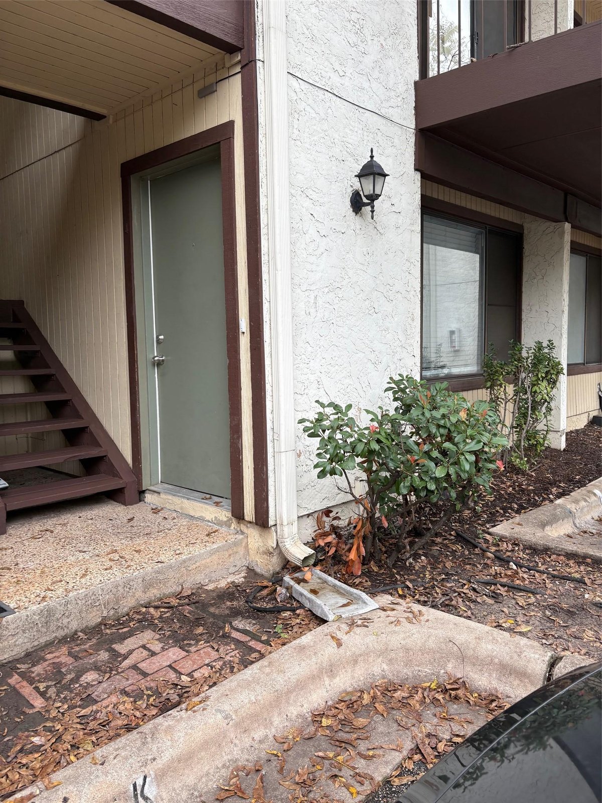 View 701 Nelray Blvd Unit #4 in Windfall Condominiums 701 Nelray Blvd Unit #4 - front exterior - Luxury home in Windfall Condominiums, Austin, TX