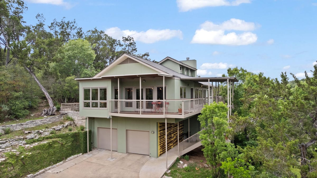 View 701 Yaupon Valley Rd in Wilson Rogers 701 Yaupon Valley Rd - front exterior - Luxury home in Wilson Rogers, West Lake Hills, TX