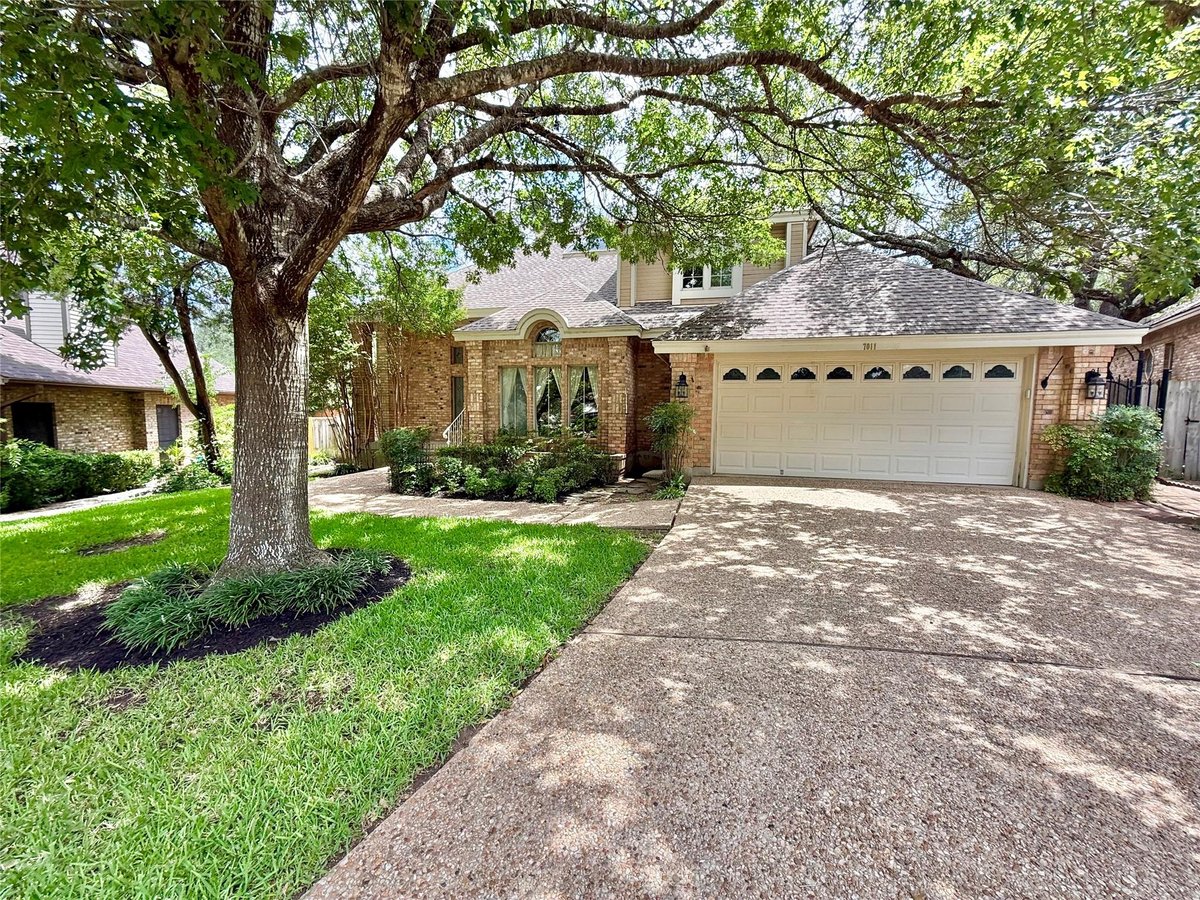 View 7011 Quill Leaf Cv in Jester Estate Sec 01 Ph 02 7011 Quill Leaf Cv - front exterior - Luxury home in Jester Estate Sec 01 Ph 02, Austin, TX