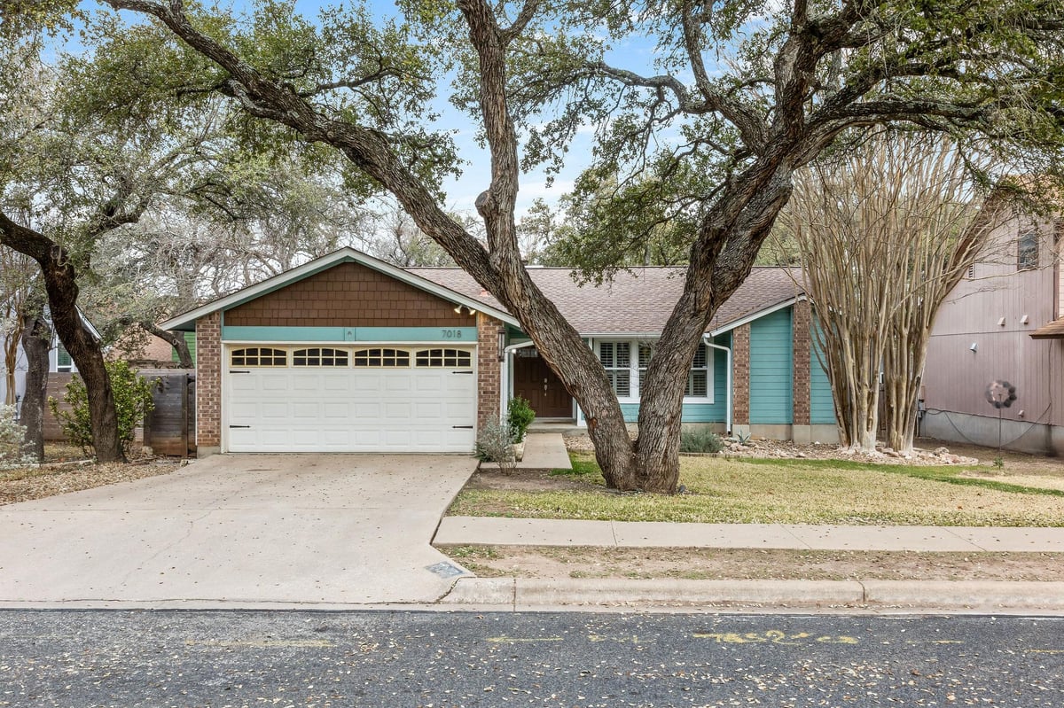 View 7018 Tesoro TRL in Milwood Sec 26B 7018 Tesoro TRL - property photo 1 - Luxury home in Milwood Sec 26B, Austin, TX
