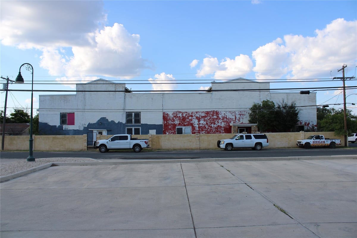 View 702 pecan ST in Junction 702 pecan ST, photo 1 of 18, Junction, Junction, TX