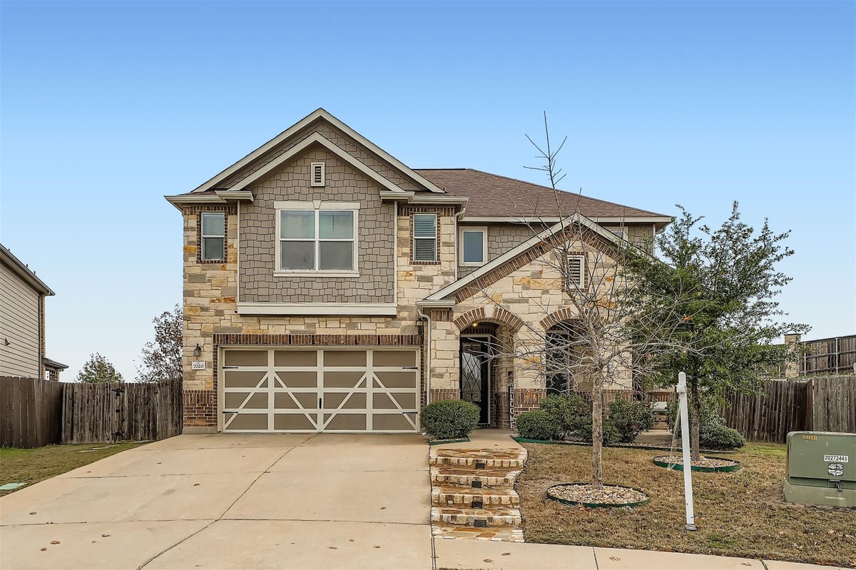 View 7020 Ondantra BND in Springfield Sec 2 7020 Ondantra BND - front exterior - Luxury home in Springfield Sec 2, Austin, TX