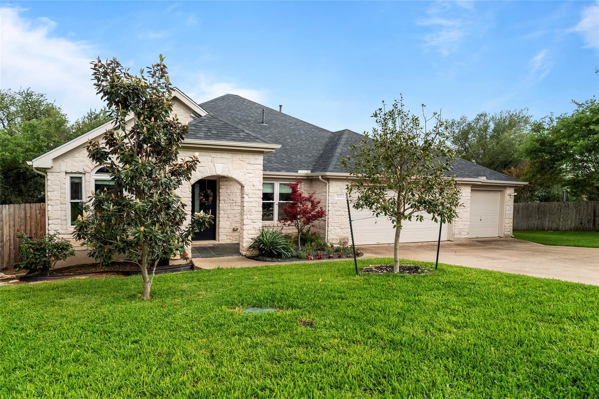 7021 Colberg Ct - front exterior - Luxury home in Circle C Ranch, Austin, TX