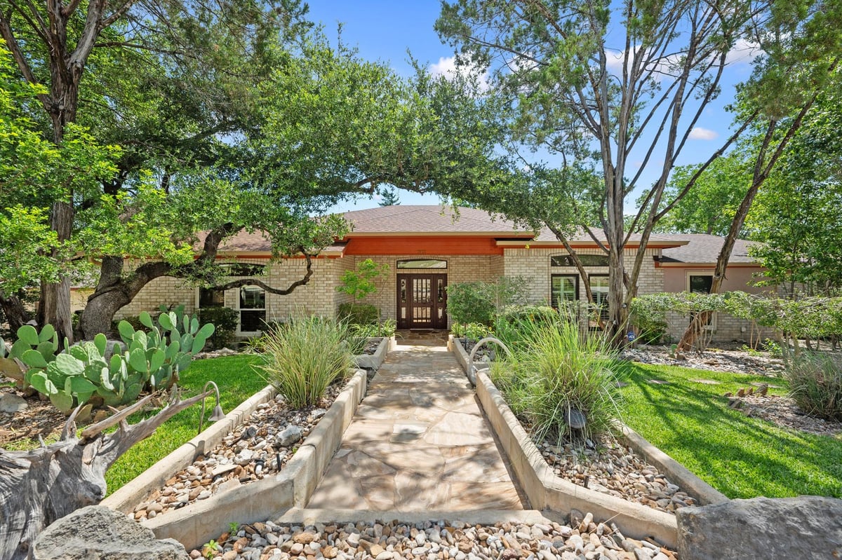 View 703 Palos Verdes DR in Lakeway Sec 27 703 Palos Verdes DR - front exterior - Luxury home in Lakeway Sec 27, Lakeway, TX