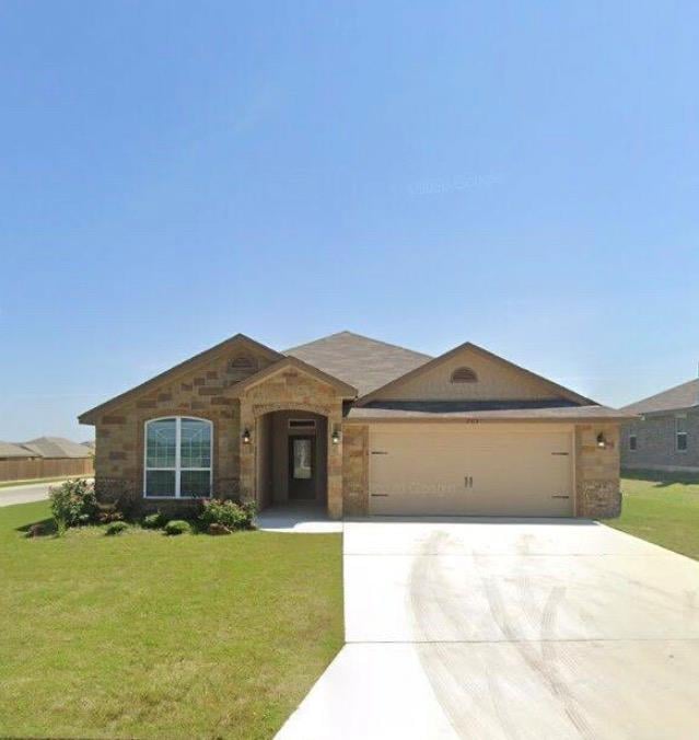 View 703 Ridgeview Dr in Canyon Ridge Ph Iii 703 Ridgeview Dr - front exterior - Luxury home in Canyon Ridge Ph Iii, Temple, TX
