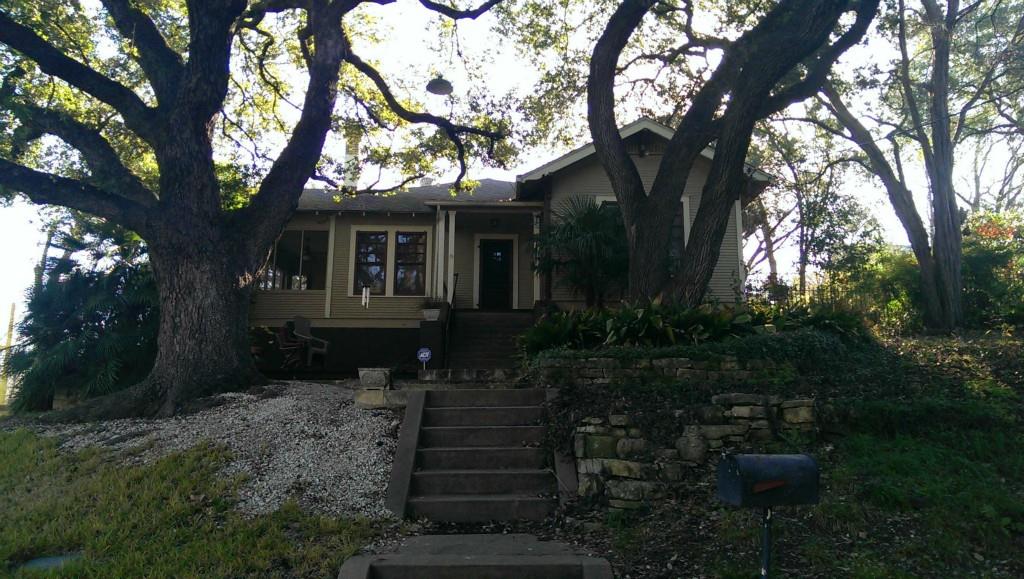 View 705 Bouldin Ave in Bennight 705 Bouldin Ave - front exterior - Luxury home in Bennight, Austin, TX