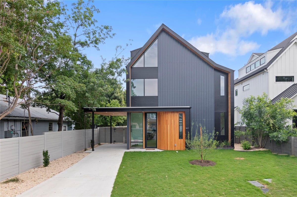 View 705 W Annie St Unit #1 in Bouldin Creek 705 W Annie St Unit #1 - property photo 1 - Luxury home in Bouldin Creek, Austin, TX