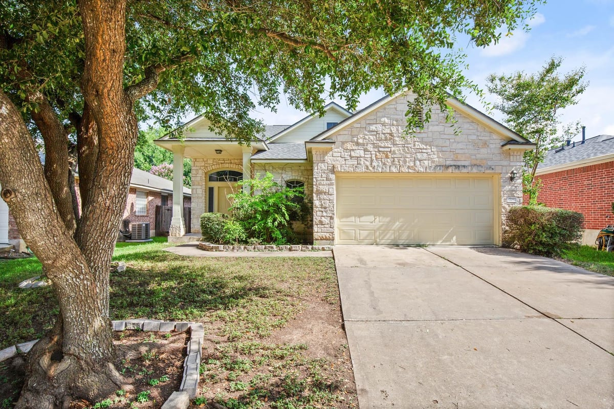View 706 Johnny Bench CT in Ryans Crossing Sec 02 706 Johnny Bench CT - front exterior - Luxury home in Ryans Crossing Sec 02, Round Rock, TX