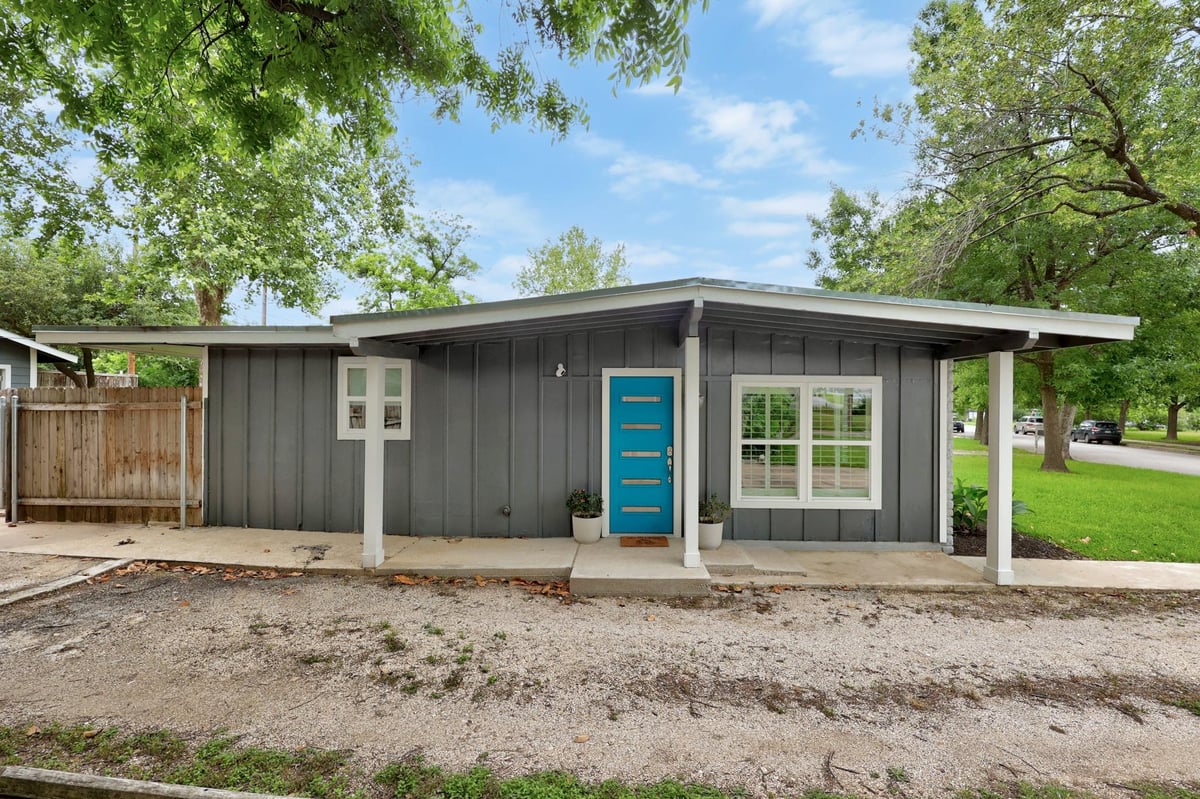Primary bedroom at 706 W Crestland Dr - 4 bed 2 bath home