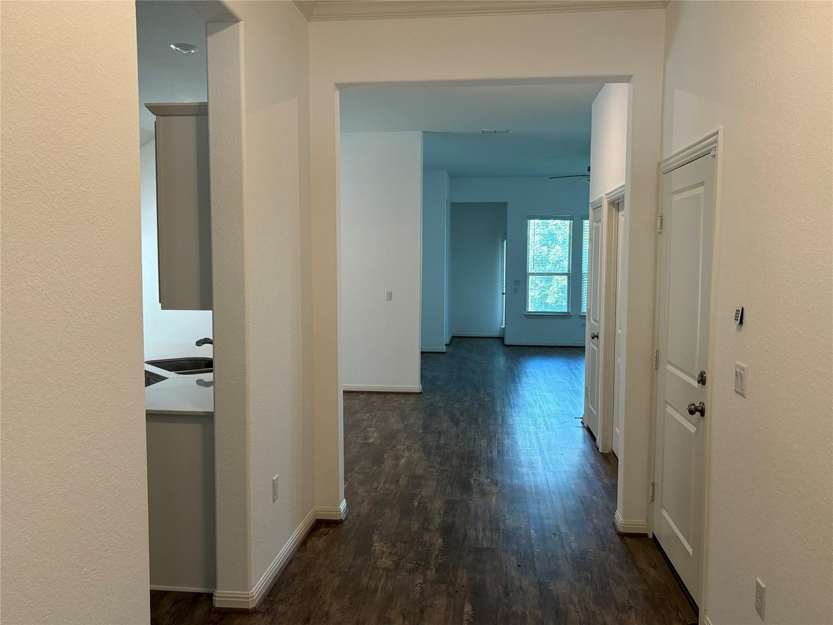 Kitchen at 707 Allende Bnd - 3 bed 2 bath home