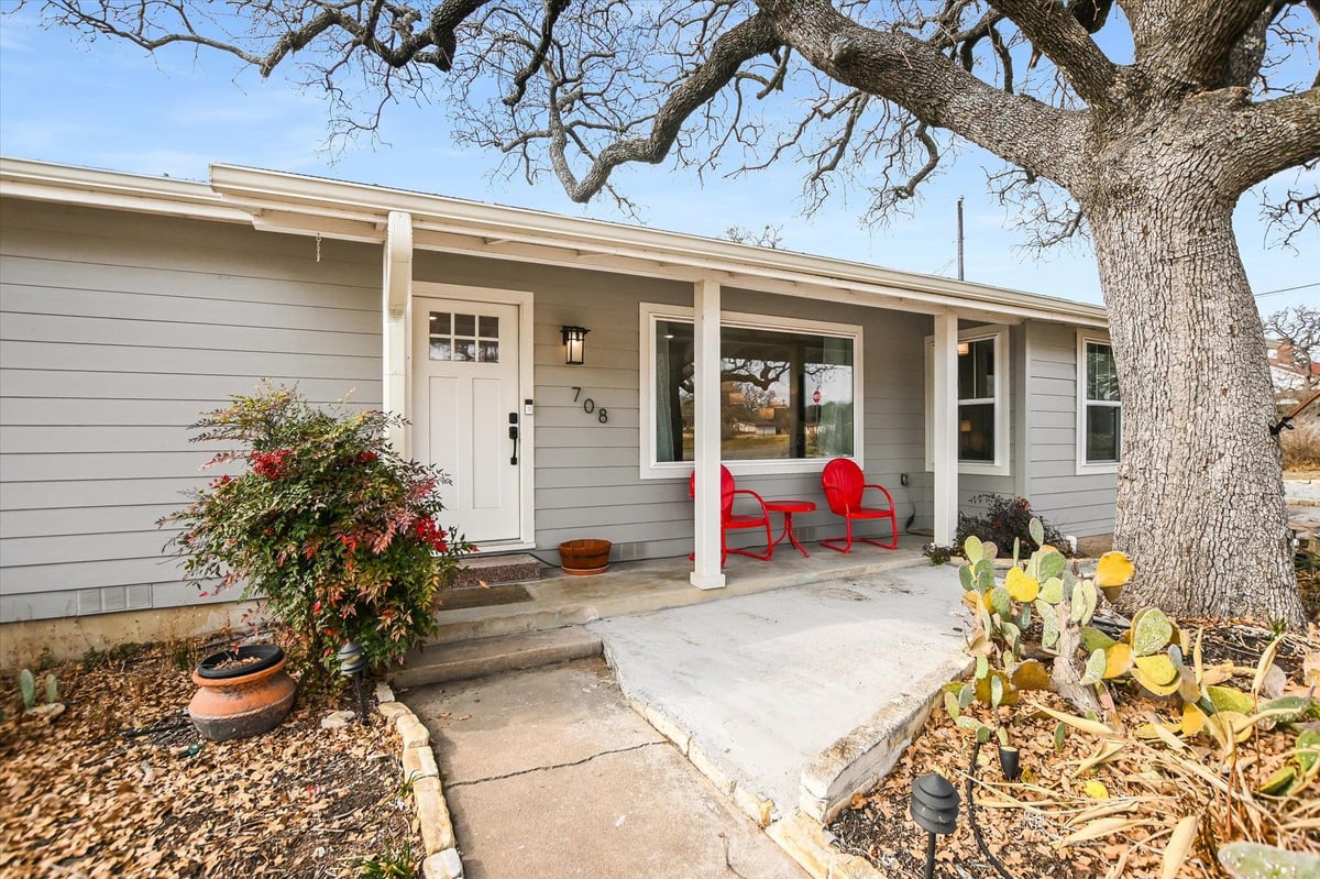 View 708 Avenue F in Marble Falls 708 Avenue F - front exterior - Luxury home in Marble Falls, Marble Falls, TX