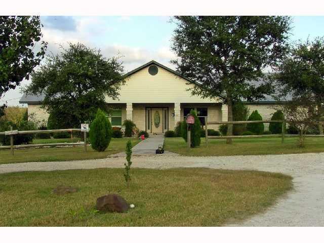 View 708 Star RD 708 Star RD - front exterior - Luxury home in Lockhart, TX