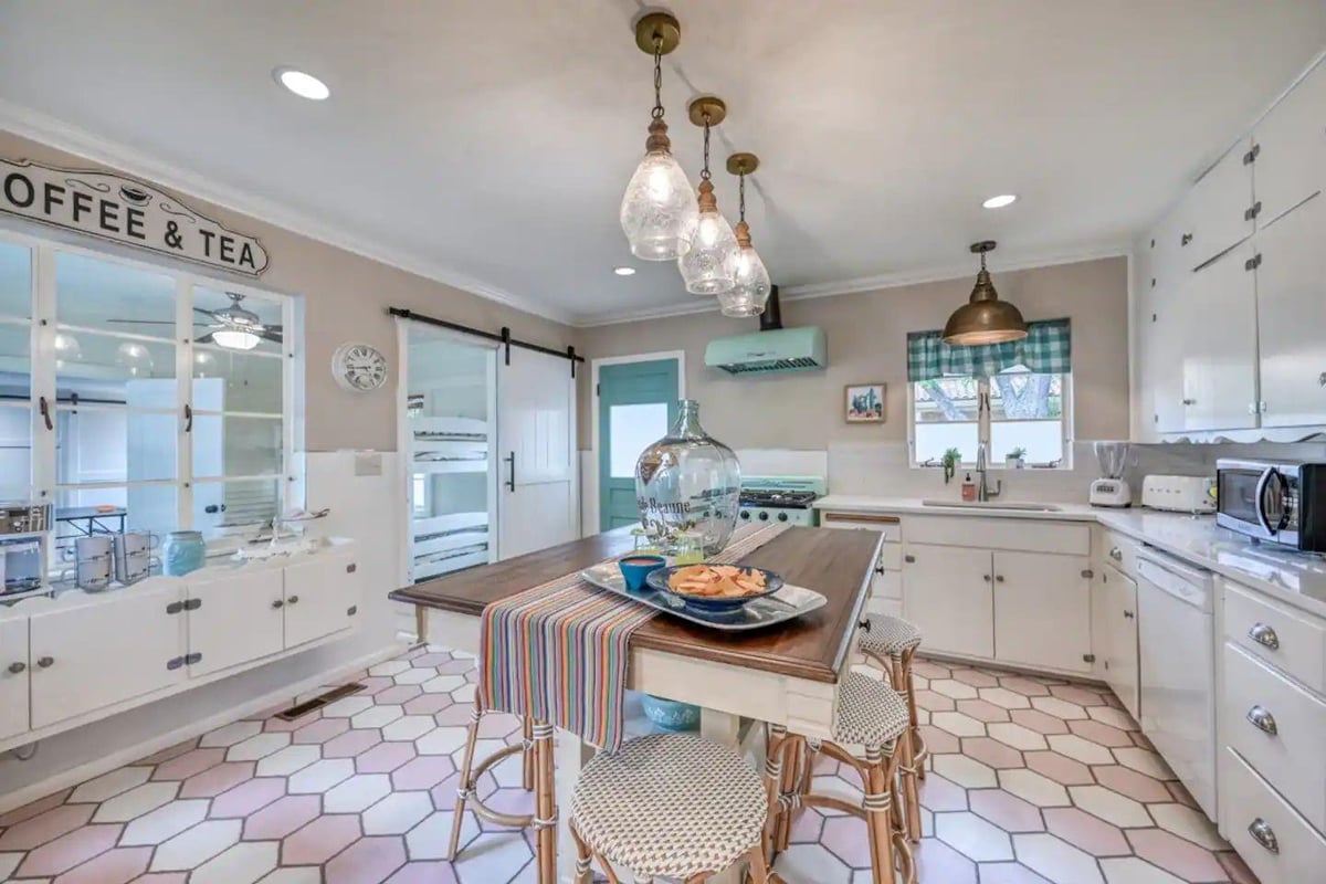 Kitchen at 708 W Schubert St - 2 bed 1 bath home