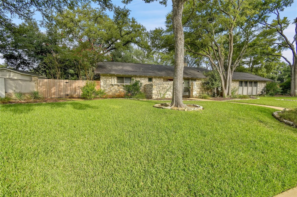 View 7104 Waterline RD in Northwest Hills Mesa Oaks Ph 7104 Waterline RD - front exterior - Luxury home in Northwest Hills Mesa Oaks Ph, Austin, TX