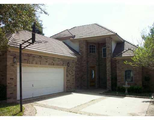 View 7105 Valburn Dr in North Cat Mountain Phs 2 Sec C 7105 Valburn Dr - property photo 1 - Luxury home in North Cat Mountain Phs 2 Sec C, Austin, TX