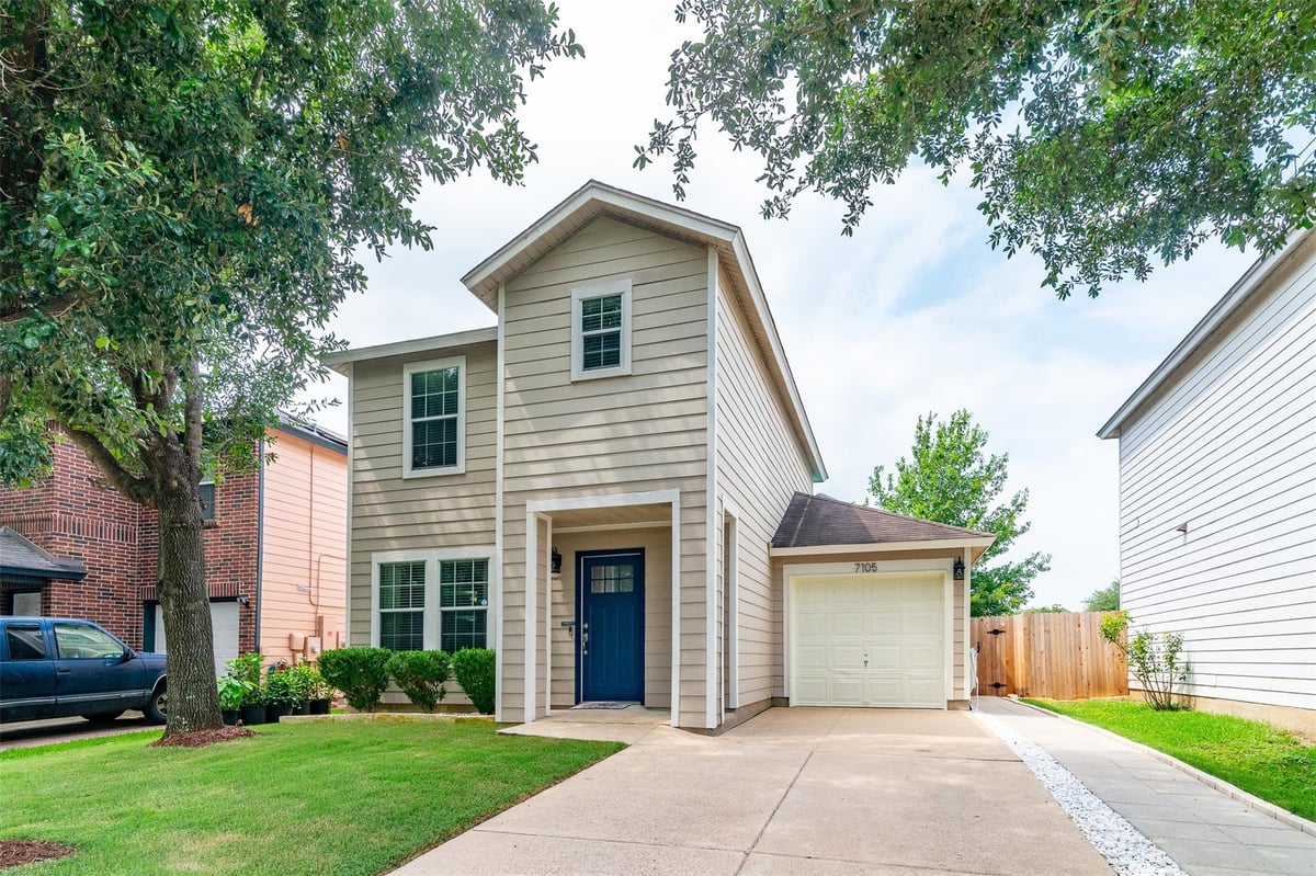 View 7105 Walkup Ln in McKinney Park East Sec 01 7105 Walkup Ln - front exterior - Luxury home in McKinney Park East Sec 01, Austin, TX