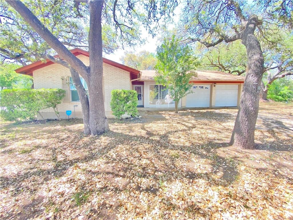 View 7106 Menchaca Rd in Mimosa Manor Sec 01 7106 Menchaca Rd - front exterior - Luxury home in Mimosa Manor Sec 01, Austin, TX