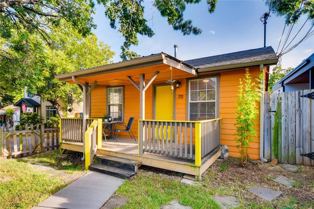 View 711 Jewell ST Unit #A in Smith R G 711 Jewell ST Unit #A - property photo 1 - Luxury home in Smith R G, Austin, TX