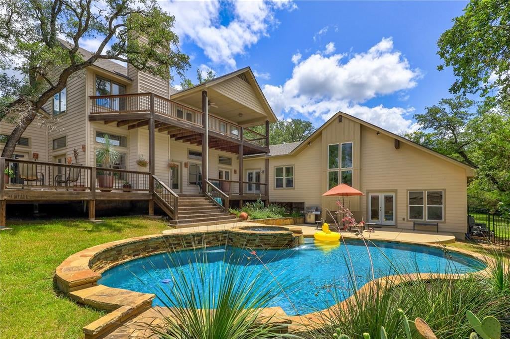 View 7111 Oak Shores Dr in Briarpatch 7111 Oak Shores Dr - front exterior - Luxury home in Briarpatch, Austin, TX