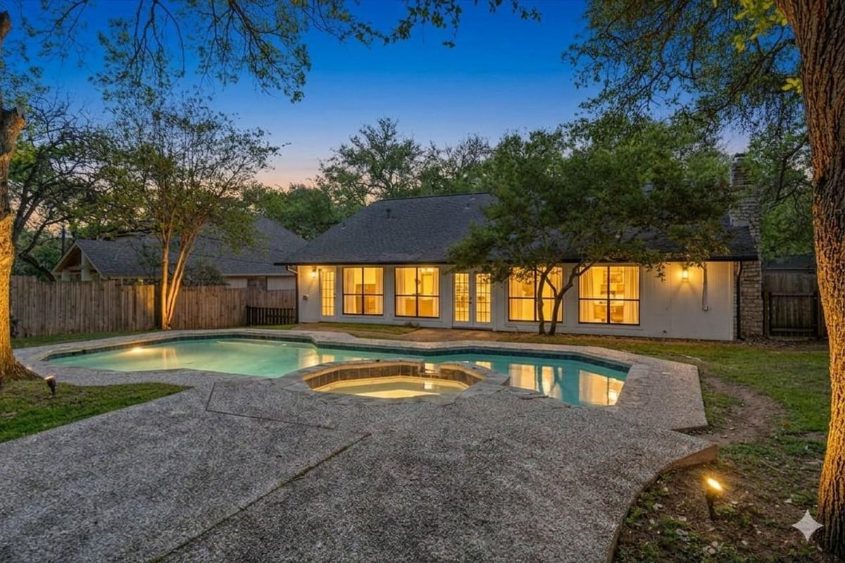 View 7112 Fireoak DR in Oak Forest Sec 03 7112 Fireoak DR - front exterior - Luxury home in Oak Forest Sec 03, Austin, TX