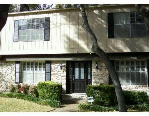 View 7112 Sungate Dr in Northwest Hills 7112 Sungate Dr - property photo 1 - Luxury home in Northwest Hills, Austin, TX