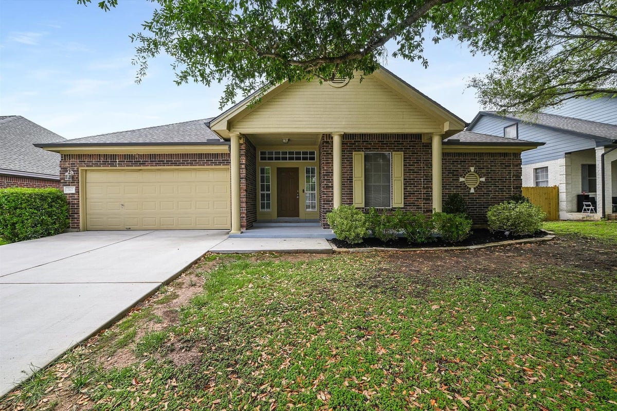 View 7117 Dagon Dr in Harris Branch Ph 01-B Sec 02 7117 Dagon Dr - front exterior - Luxury home in Harris Branch Ph 01-B Sec 02, Austin, TX