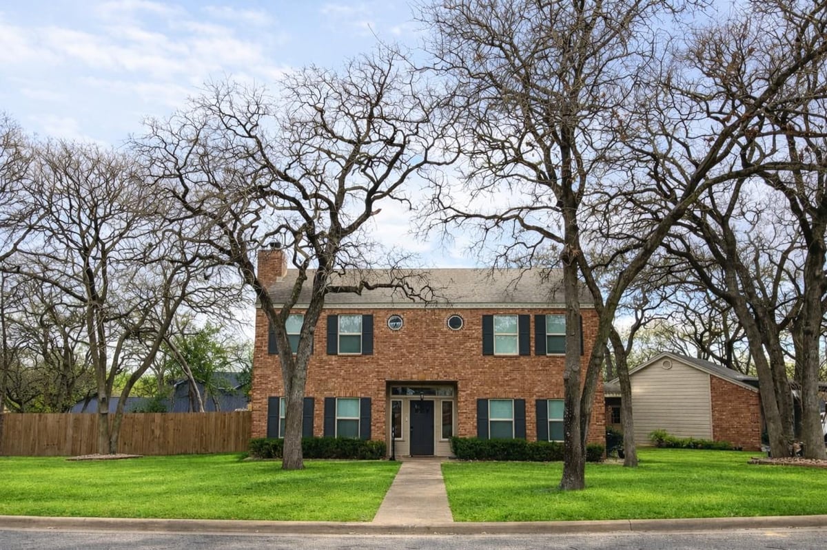 View 712 Enfield Dr in COFIELD #4 712 Enfield Dr - front exterior - Luxury home in COFIELD #4, Rockdale, TX