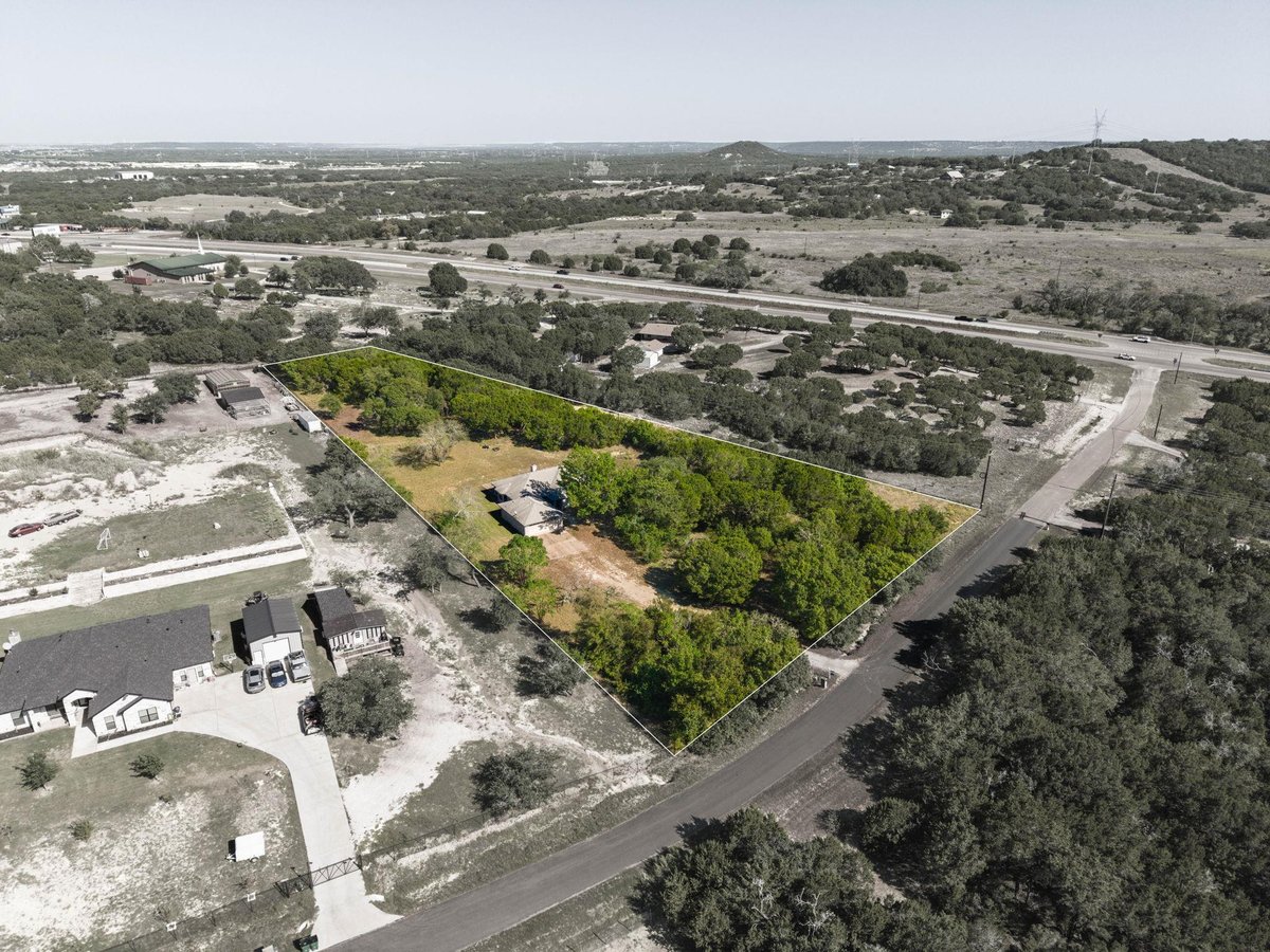 View 7122 Mountain View DR in Killeen 7122 Mountain View DR, photo 1 of 25, Killeen, Killeen, TX