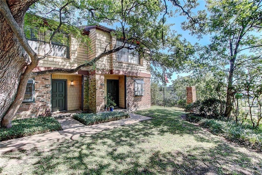 View 7122 Wood Hollow DR Unit #14 in Northwest Hills 7122 Wood Hollow DR Unit #14, photo 1 of 18, Northwest Hills, Austin, TX