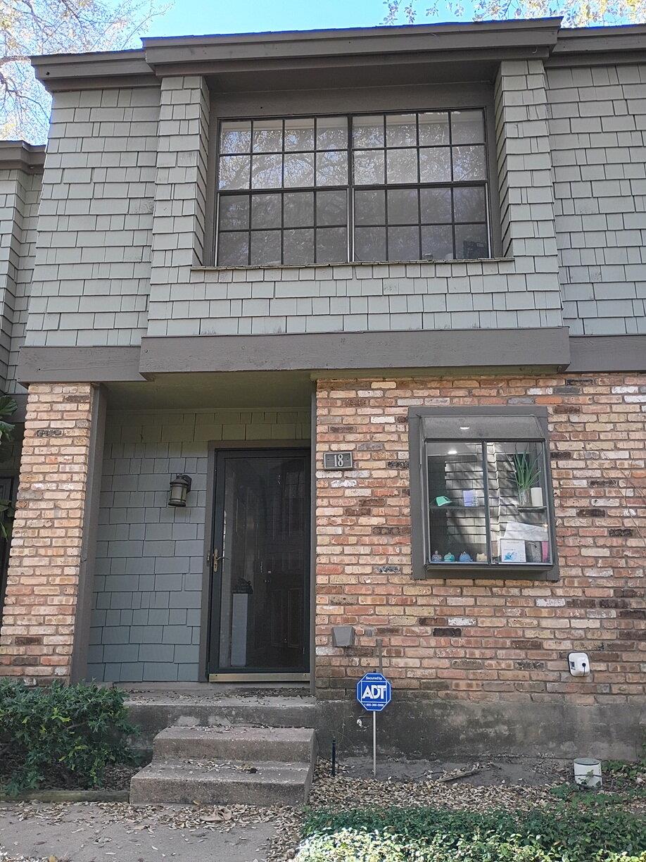 View 7122 Wood Hollow DR Unit #18 in Edgecliff NW Condo Amd 7122 Wood Hollow DR Unit #18 - property photo 1 - Luxury home in Edgecliff NW Condo Amd, Austin, TX