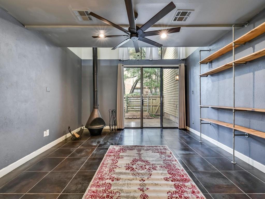 View 7122 Wood Hollow Dr Unit #82 in Edgecliff Nw Condo Amd 7122 Wood Hollow Dr Unit #82 - property photo 1 - Luxury home in Edgecliff Nw Condo Amd, Austin, TX