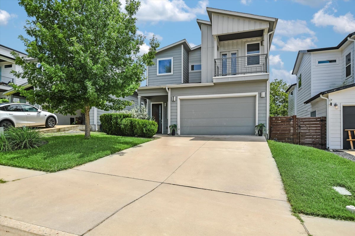 View 7125 Boyle DR in Scenic Point Ph 02 7125 Boyle DR - front exterior - Luxury home in Scenic Point Ph 02, Austin, TX