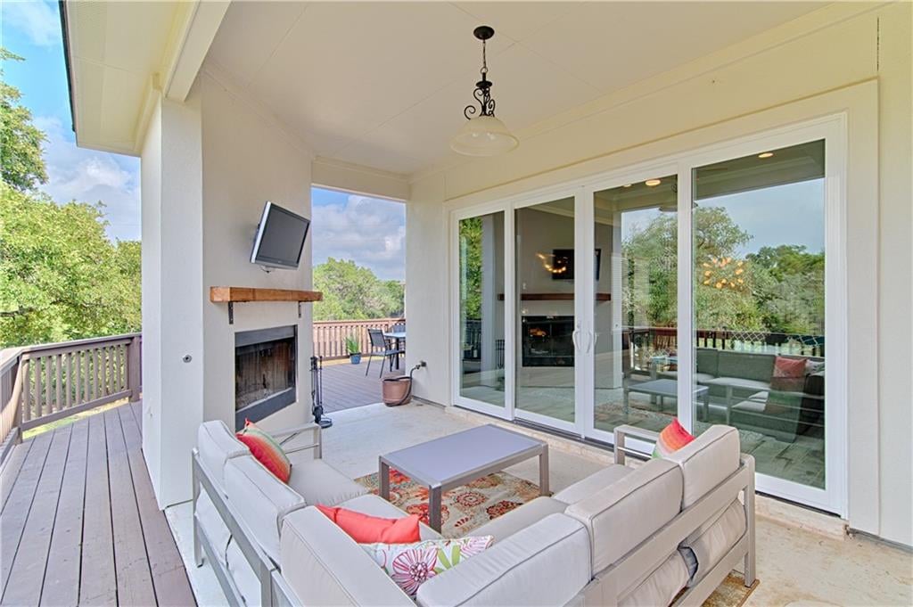 View 7127 Calpe Dr in Avana Ph 2 Sec 1 7127 Calpe Dr - front exterior - Luxury home in Avana Ph 2 Sec 1, Austin, TX