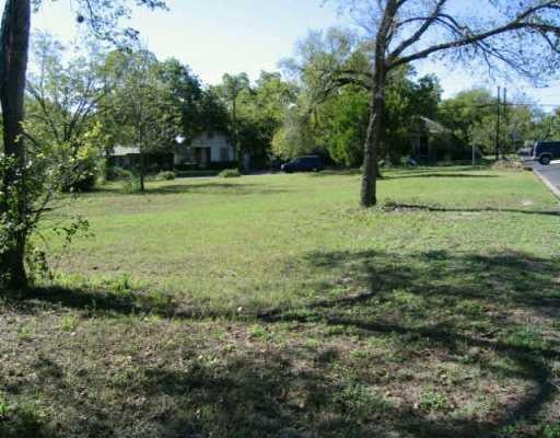 View 714 W Annie ST in Bouldin D W 714 W Annie ST - front exterior - Luxury lot in Bouldin D W, Austin, TX