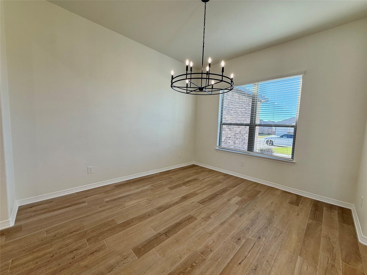 Kitchen at 718 Eagle Claw Dr - 3 bed 3 bath home