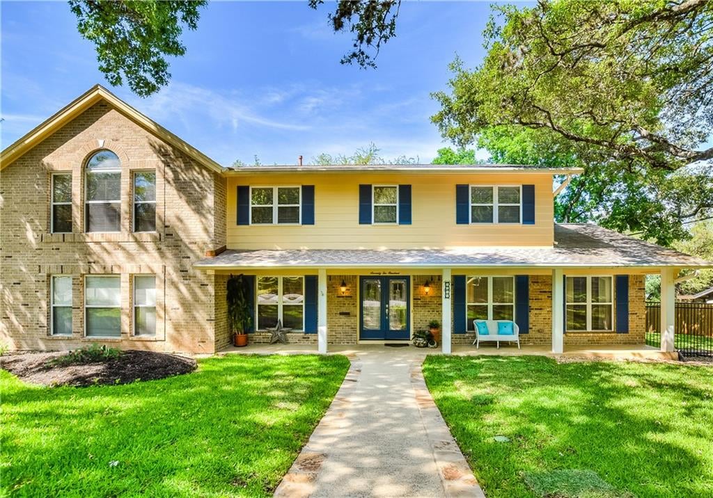 View 7200 LAMPLIGHT Ln in Northwest Hills 7200 LAMPLIGHT Ln - property photo 1 - Luxury home in Northwest Hills, Austin, TX