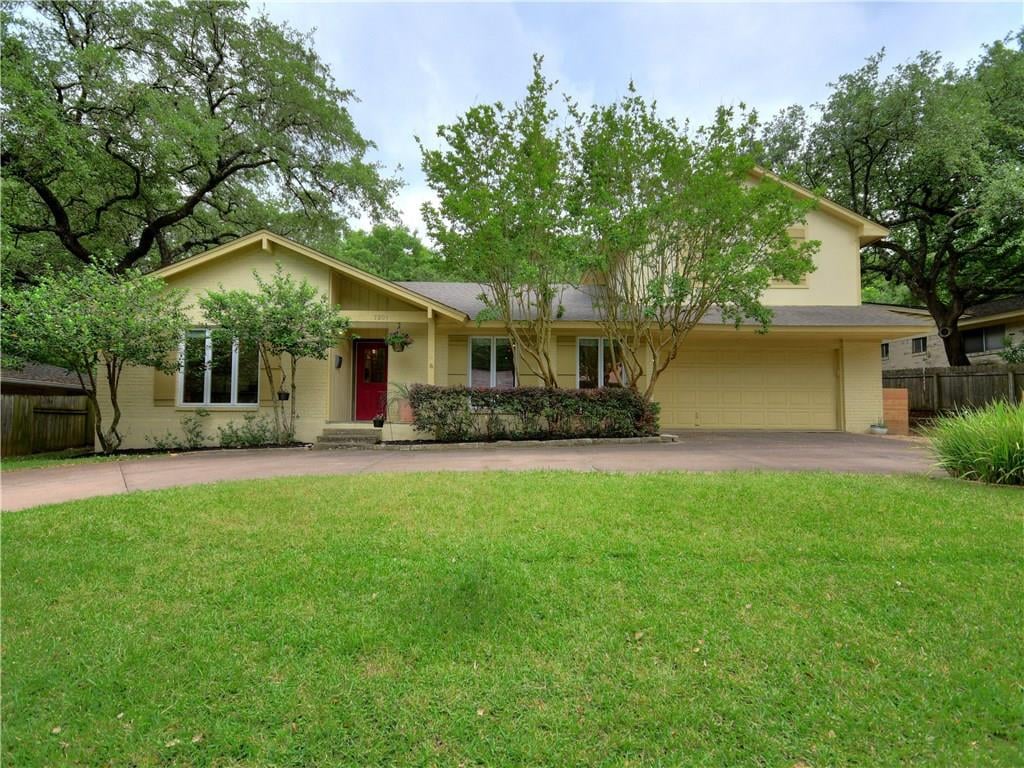 View 7201 Running Rope in Highland Hills Northwest Sec 2 7201 Running Rope - property photo 1 - Luxury home in Highland Hills Northwest Sec 2, Austin, TX