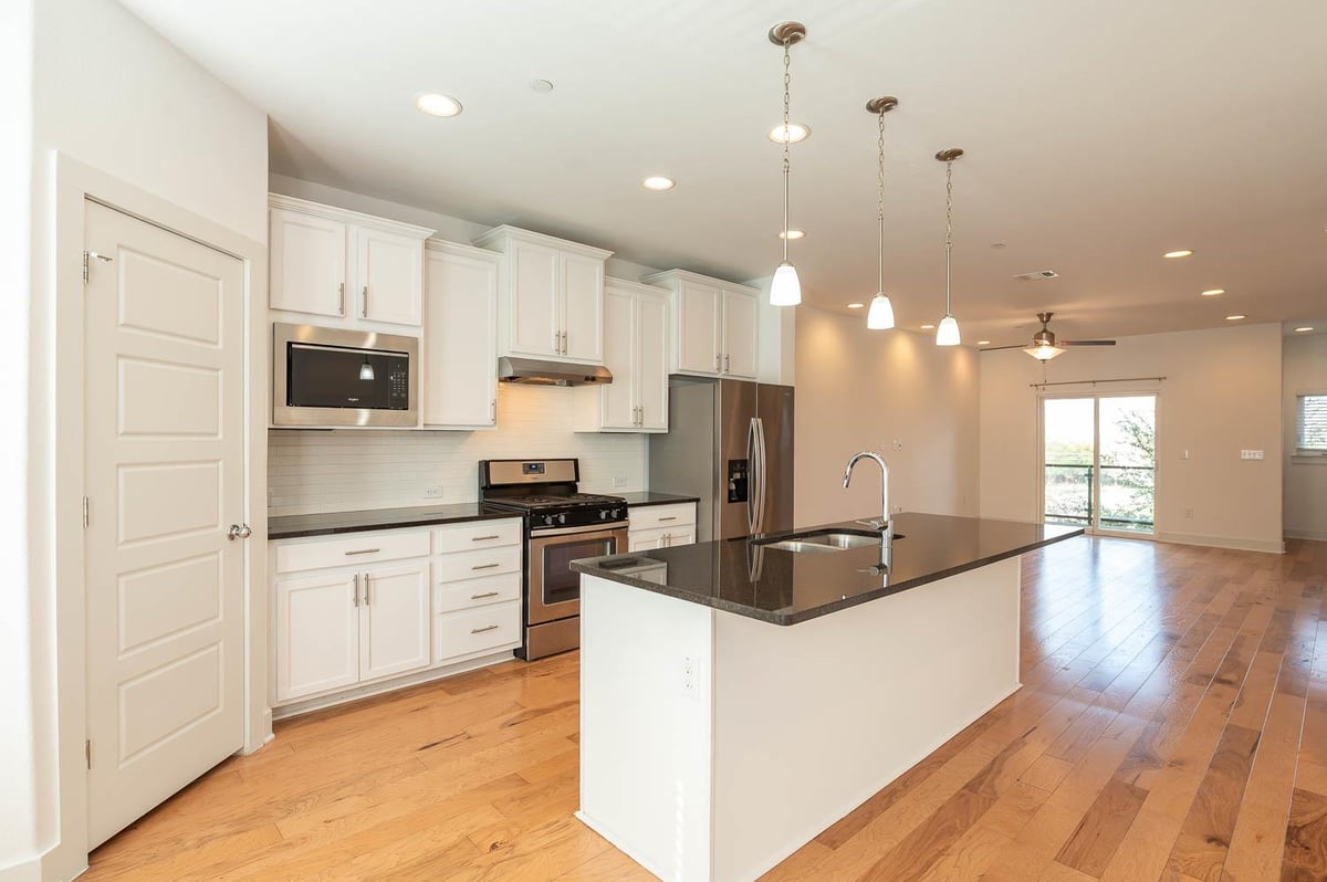 Living area at 7204 Bassett Ct - 3 bed 3 bath home