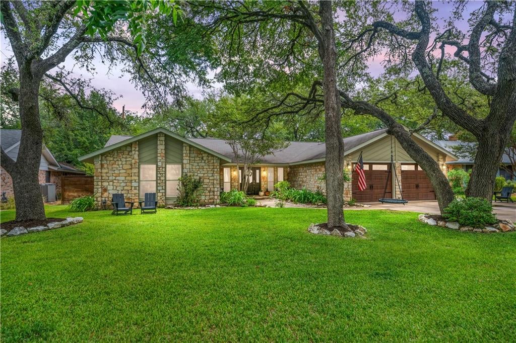 View 7204 Chelsea Moor in Balcones Oaks 7204 Chelsea Moor - front exterior - Luxury home in Balcones Oaks, Austin, TX