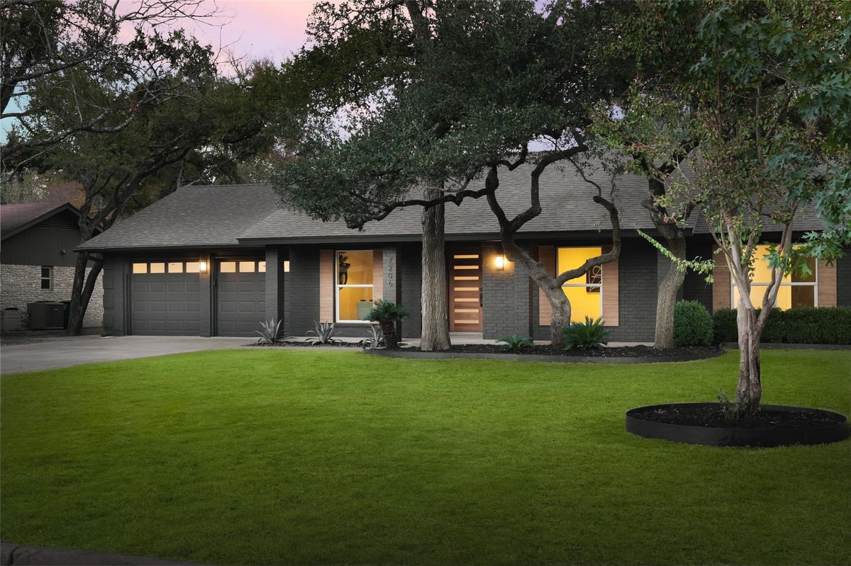 View 7206 Chelsea Moor in Balcones Oaks 7206 Chelsea Moor - front exterior - Luxury home in Balcones Oaks, Austin, TX