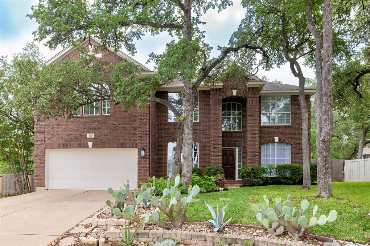 View 7208 Gentle Oak DR in Woods Legend Oaks Sec 01 7208 Gentle Oak DR - property photo 1 - Luxury home in Woods Legend Oaks Sec 01, Austin, TX
